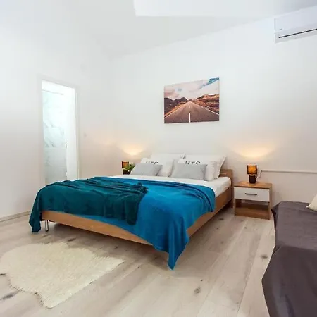 Marietta Equino Villa *
